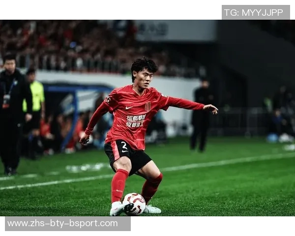 韦世豪助力胡荷韬首度征战法甲成都蓉城国脚留洋迎来新篇章